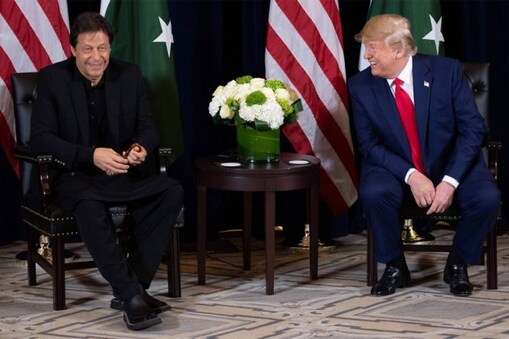 ذرائع کے مطابق پاکستان (Pakistan) کو گرے لسٹ سے باہر نکالنے میں ایک مرتبہ پھر چین نے اس کا ساتھ دیا ہے۔ چین اور کچھ مغربی ممالک کی سفارش کے بعد ہی پاکستان کو گرے لسٹ سے باہر نکالنے کی قواعد تیز ہوئی ہے۔ 