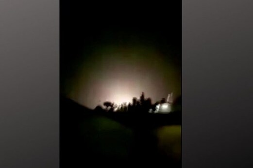 عراق میں موجود تمام 25،000 ہندوستانی محفوظ، کسی کو بھی وہاں جانے کی اجازت نہیں عراق میں موجود تمام 25،000 ہندوستانی محفوظ، کسی کو بھی وہاں جانے کی اجازت نہیں