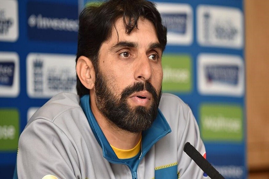 پاکستانی کرکٹ ٹیم کے کوچ مصباح الحق نے یہ بڑی بات کہہ کر عمر اکمل کی پریشانی میں اضافہ کر دیا ہے۔