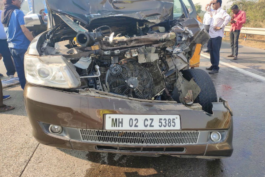 مشہور نغمہ نگار جاوید اختر کی 17 جنوری کو سالگرہ تھی ۔ اس مرتبہ ان کی سالگرہ کی پارٹی باندرہ میں کی گئی تھی ۔ مشہور نغمہ نگار جاوید اختر کی 17 جنوری کو سالگرہ تھی ۔ اس مرتبہ ان کی سالگرہ کی پارٹی باندرہ میں کی گئی تھی ۔