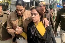 شاہین باغ احتجاج: دھرنا کیمپ میں ایک برقع پوش مشتبہ خاتون کے گھسنے سے افراتفری، پولیس نے لیا حراست میں