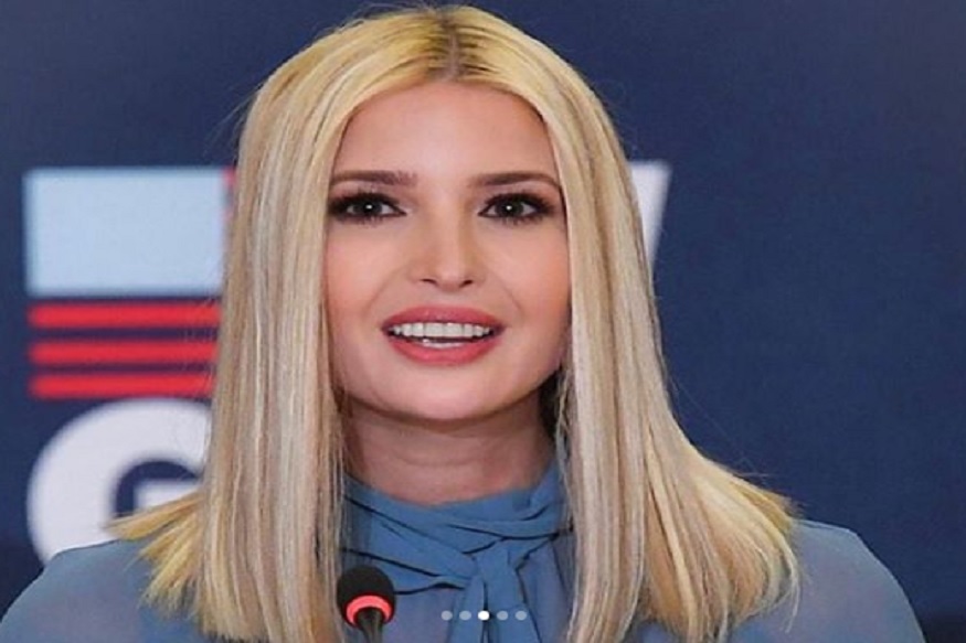 حالانکہ کاروبار میں قدم رکھنے سے پہلے وہ ماڈلنگ میں اپنا ہاتھ آزما چکی ہیں اور کئی میگزینکے کور پیج پر نظر آچکی ہیں۔ ایوانکا ٹرمپ کی کچھ دلچسپ تصاویر یہاں دیکھیں۔ حالانکہ کاروبار میں قدم رکھنے سے پہلے وہ ماڈلنگ میں اپنا ہاتھ آزما چکی ہیں اور کئی میگزینکے کور پیج پر نظر آچکی ہیں۔ ایوانکا ٹرمپ کی کچھ دلچسپ تصاویر یہاں دیکھیں۔