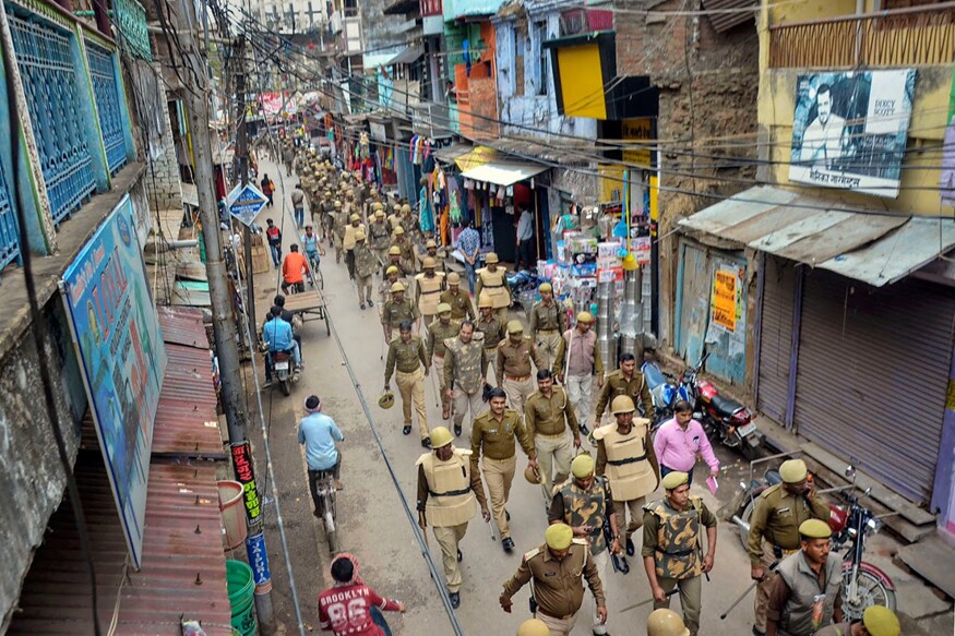 انجینئر محمد سلیم نے کہا کہ کمیشن کی رپورٹ میں بتایا گیا کہ بہت سے کیس رجسٹرڈ نہیں کئے گئے تو کافی کیس ایسے ہیں، جن کو الگ لگ سے درج کرکے ایف آئی آر کئے جانے کی ضرورت ہے، لیکن ایسانہیں کیا گیا ہے۔ اس لئے دہلی کے فساد کے دوران دہلی پولیس کے کردار کی جانچ ہونی چاہئے۔