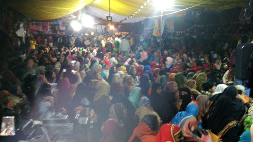 مظاہرین کا مطالبہ ہے کہ دہلی پولیس سیکورٹی کی ضمانت دے ۔ ساتھ ہی ایس ایچ او ، اے سی پی اور بیٹ کانسٹیبل کی ذمہ داری طے ہو اور کوئی ناخوشگوار واقعہ پیش آنے کی صورت میں ان کے خلاف کارروائی کی جائے اور انہیں برخاست کیا جائے ۔ سپریم کورٹ بھی سیکورٹی کو لے کر حکم دے ۔ مظاہرین کا مطالبہ ہے کہ دہلی پولیس سیکورٹی کی ضمانت دے ۔ ساتھ ہی ایس ایچ او ، اے سی پی اور بیٹ کانسٹیبل کی ذمہ داری طے ہو اور کوئی ناخوشگوار واقعہ پیش آنے کی صورت میں ان کے خلاف کارروائی کی جائے اور انہیں برخاست کیا جائے ۔ سپریم کورٹ بھی سیکورٹی کو لے کر حکم دے ۔