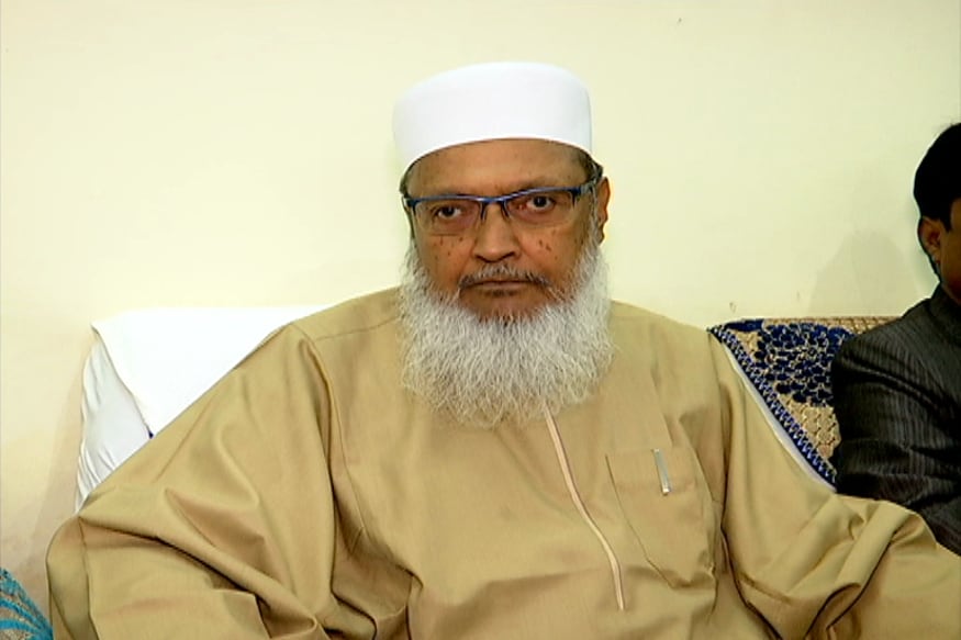 بورڈ کے جنرل سکریٹری نے اپنے بیان میں آگے کہا کہ حالات چاہے جتنے خراب ہوں ہمیں حوصلہ نہیں ہارنا چاہئے اور اللہ پر بھروسہ رکھنا چاہئے۔