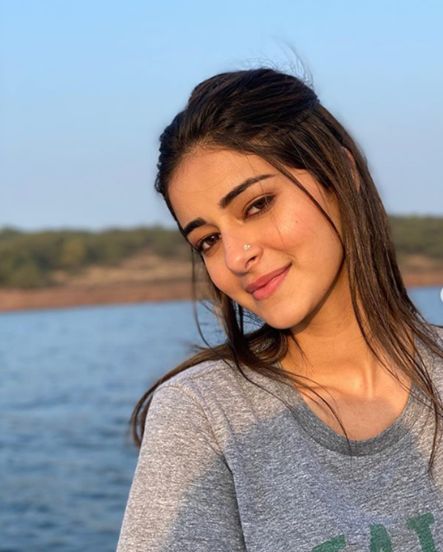 علاوہ ازیں اننیا پانڈے وجے دیوراکونڈا کے ساتھ بھی ایک فلم میں کام کررہی ہیں ۔ تصویر : انسٹاگرام ۔ علاوہ ازیں اننیا پانڈے وجے دیوراکونڈا کے ساتھ بھی ایک فلم میں کام کررہی ہیں ۔ تصویر : انسٹاگرام ۔