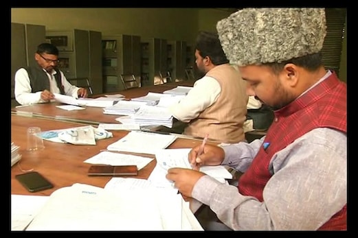 میرٹھ : یوپی مدرسہ بورڈ سے کیوں ہے اساتذہ کی ناراضگی؟ میرٹھ : یوپی مدرسہ بورڈ سے کیوں ہے اساتذہ کی ناراضگی؟