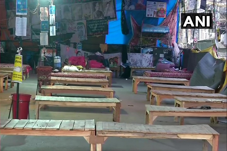 لیکن ، کورونا وائرس کے بڑھتے ہوئے انفیکشن کے پیش نظر وزیر اعلی اروند کیجریوال نے دہلی میں 31 مارچ تک لاک ڈاؤن کا اعلان کیا ہے۔ لیکن ، کورونا وائرس کے بڑھتے ہوئے انفیکشن کے پیش نظر وزیر اعلی اروند کیجریوال نے دہلی میں 31 مارچ تک لاک ڈاؤن کا اعلان کیا ہے۔