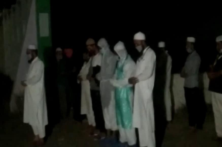 آسام سے تعلق رکھنے والےکرونا پازیٹیو مریض کی خودکشی کےبعد ان کی پوری اسلامی طور طریقے سے تدفین عمل میں آئی۔