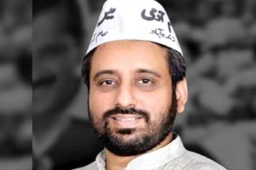 اوکھلا کے رکن اسمبلی امانت اللہ خان مرکز معاملے پر مسلسل دہلی پولیس پر سوال اٹھارہے ہیں۔ فائل فوٹو