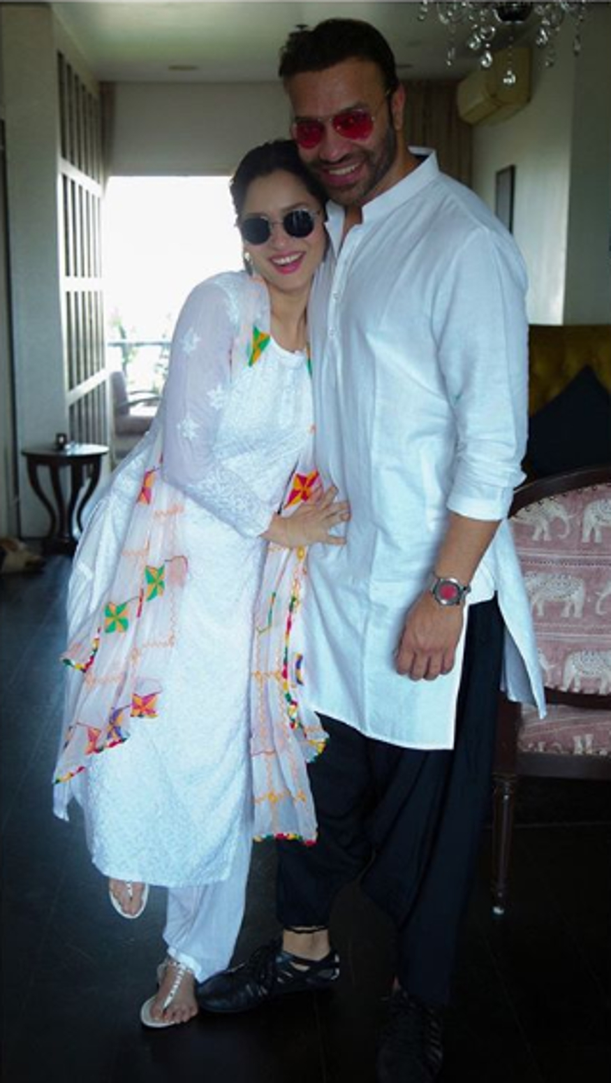 ٹائیگر شراف کی اس فلم نے باکس آفس کا کافی دھمال مچایا تھا ۔ فلم کی کامیابی پر انکتا بھی کافی خوش نظر آئی تھیں ۔ تصویر : انسٹاگرام ۔ ٹائیگر شراف کی اس فلم نے باکس آفس کا کافی دھمال مچایا تھا ۔ فلم کی کامیابی پر انکتا بھی کافی خوش نظر آئی تھیں ۔ تصویر : انسٹاگرام ۔