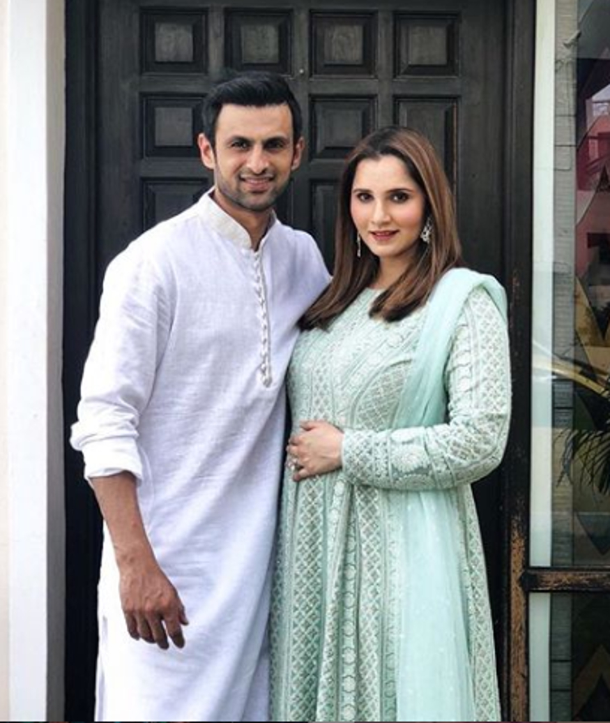 ثانیہ مرزا نے بتایا کہ جب بھی ہماری کسی بات کو لے کر بحث ہوتی ہے ، تو شعیب کھل کر بات نہیں کرتے ، جو ان کے دماغ میں ہے اور دل میں ہے ، وہ نہیں بولتے ۔ تصویر : انسٹاگرام ۔ ثانیہ مرزا نے بتایا کہ جب بھی ہماری کسی بات کو لے کر بحث ہوتی ہے ، تو شعیب کھل کر بات نہیں کرتے ، جو ان کے دماغ میں ہے اور دل میں ہے ، وہ نہیں بولتے ۔ تصویر : انسٹاگرام ۔
