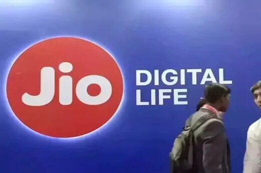Q4 Results : تین گنا بڑھا Reliance Jio کا نیٹ پرافٹ ، 38.75 کروڑ کل سبسکرائبرس Q4 Results : تین گنا بڑھا Reliance Jio کا نیٹ پرافٹ ، 38.75 کروڑ کل سبسکرائبرس
