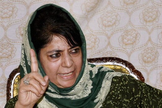 جموں وکشمیر: محبوبہ مفتی کی نظربندی میں اضافہ، پی ڈی پی صدر کو تین ماہ مزید رہنا ہوگا نظر بند جموں وکشمیر: محبوبہ مفتی کی نظربندی میں اضافہ، پی ڈی پی صدر کو تین ماہ مزید رہنا ہوگا نظر بند