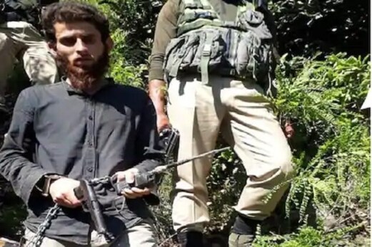 جموں وکشمیر: سیکورٹی اہلکاروں کو ایک اور کامیابی، ڈوڈا سے حزب المجاہدین کا دہشت گردگرفتار جموں وکشمیر: سیکورٹی اہلکاروں کو ایک اور کامیابی، ڈوڈا سے حزب المجاہدین کا دہشت گردگرفتار