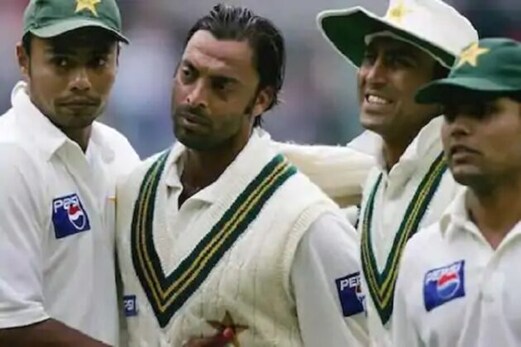 عرفان پٹھان کا بڑا انکشاف، شعیب اختر نے دی مجھے اور دھونی کو اٹھوانے کی دھمکی عرفان پٹھان کا بڑا انکشاف، شعیب اختر نے دی مجھے اور دھونی کو اٹھوانے کی دھمکی