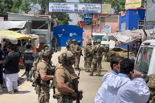افغانستان میں کار بم حملے میں سات افراد ہلاک، 40 سے زیادہ زخمی افغانستان میں کار بم حملے میں سات افراد ہلاک، 40 سے زیادہ زخمی