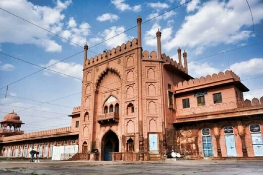کورونا لاک ڈاؤن کے درمیان مدھیہ پردیش میں مذہبی عبادت گاہوں کو کھولے جانے کی اٹھی مانگ، جانئے کیوں کورونا لاک ڈاؤن کے درمیان مدھیہ پردیش میں مذہبی عبادت گاہوں کو کھولے جانے کی اٹھی مانگ، جانئے کیوں