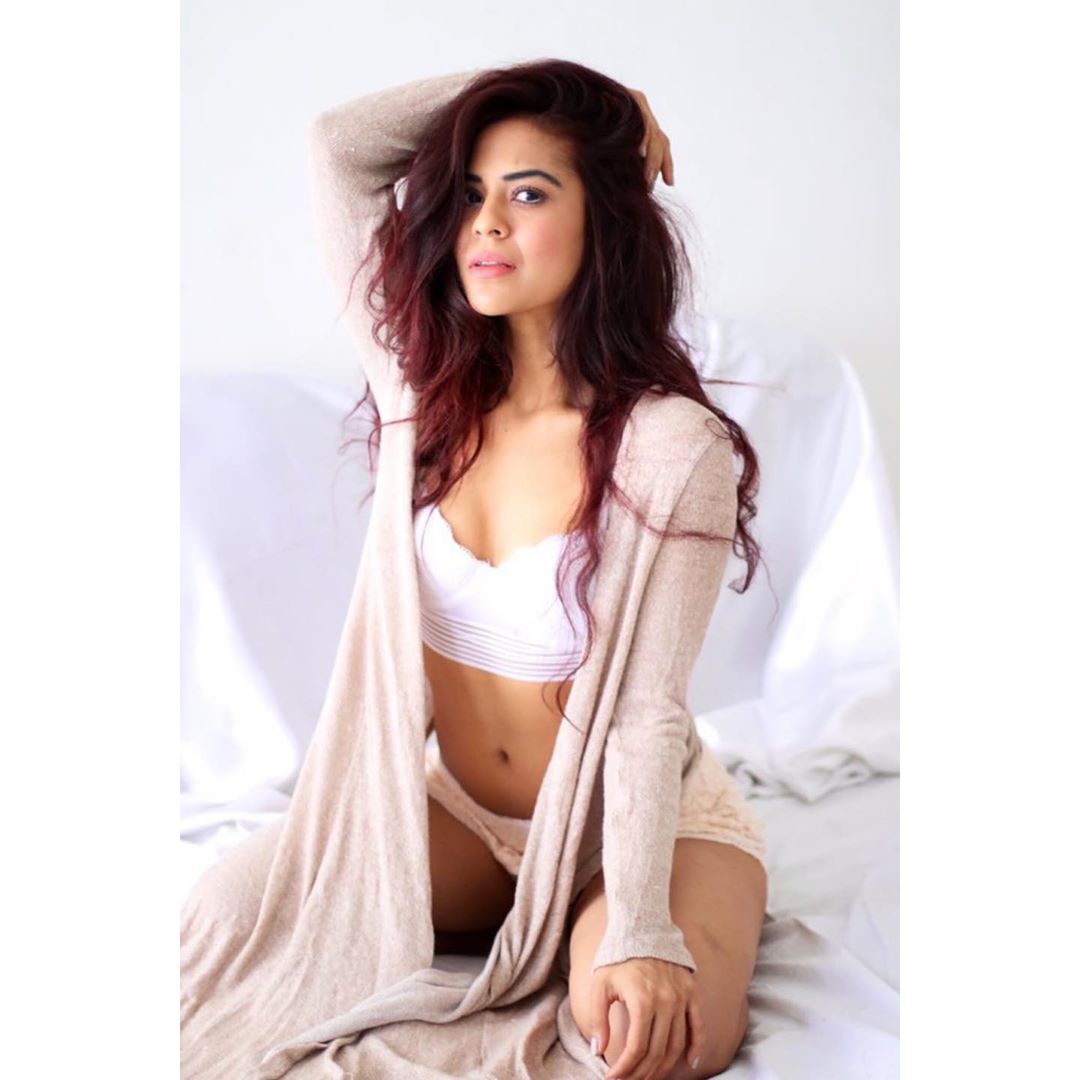  اداکارہ ثناسعید : تصویر انسٹاگرام۔