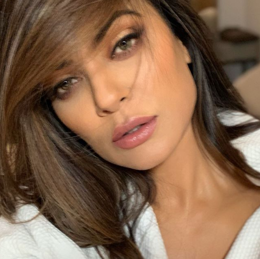  بالی ووڈ اداکارہ سشمتا سین ( Sushmita Sen ) ۔ تصویر انسٹاگرام ۔