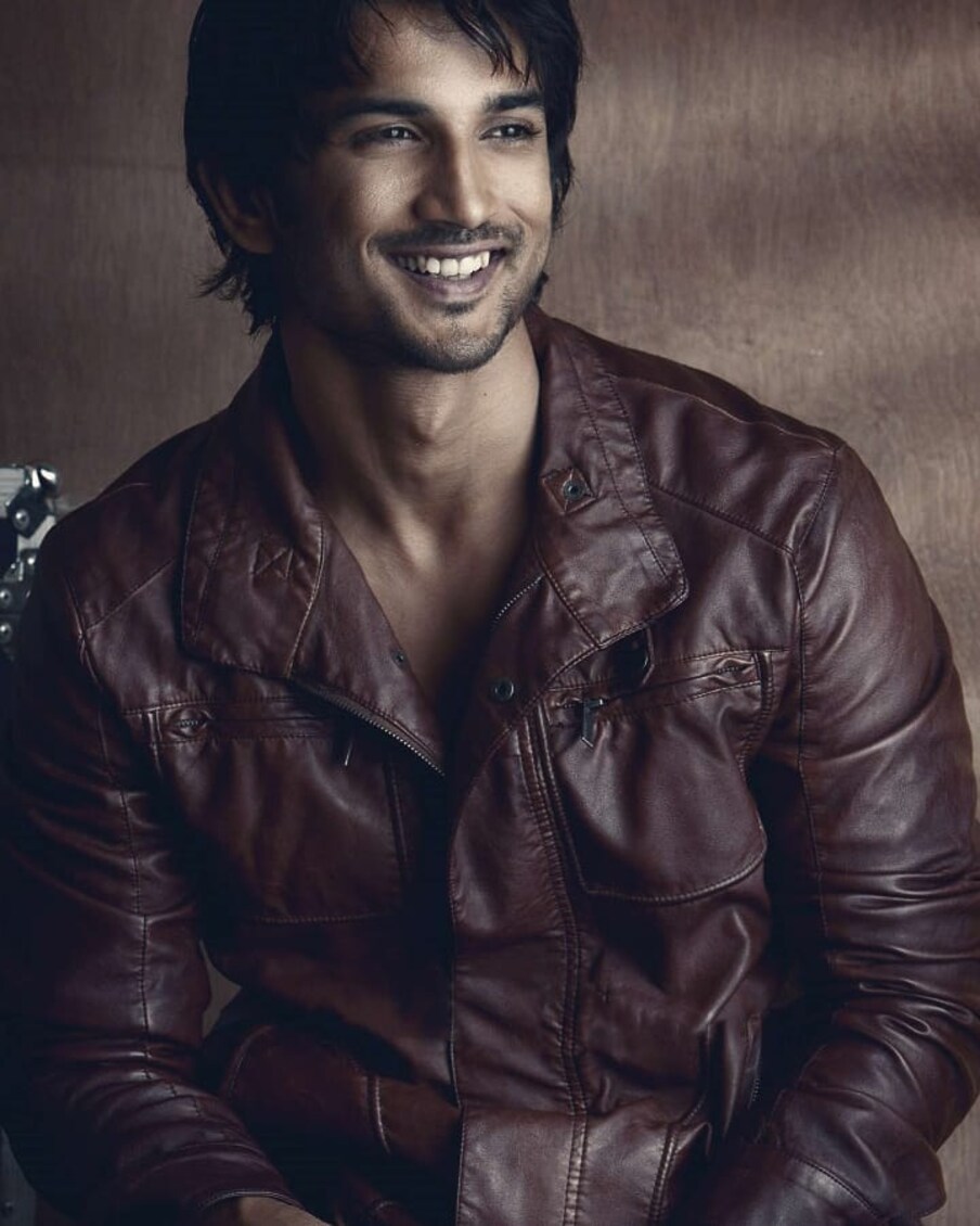  ,[object Object],بالی ووڈ کے چمکتے ستارے سشانت سنگھ راجپوت (Sushant Singh Rajput): تصویر انسٹاگرام۔