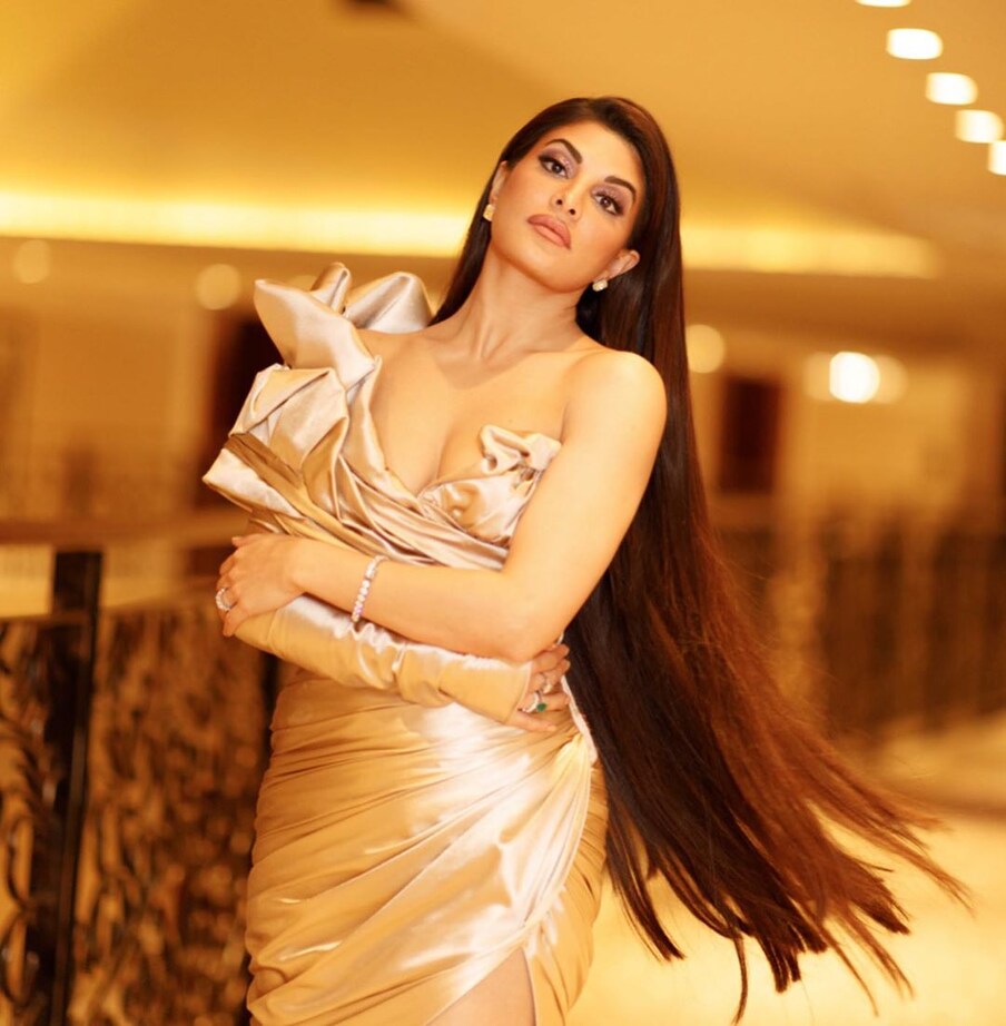  بالی ووڈ کی معروف و مشہور اداکارہ جیکلین فرنانڈیز (Jacqueline Fernandez): تصویر انسٹاگرام۔