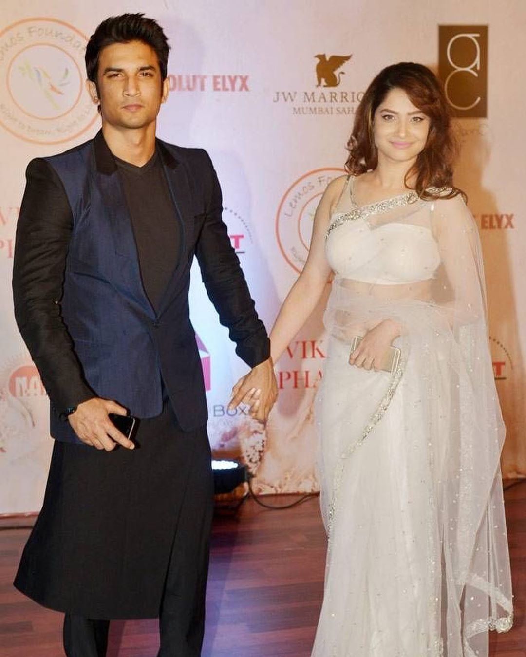 سشانت سگھ راجپوت (Sushant Singh Rajput) نے ڈاکٹر کو بتایا تھا کہ وہ انکتا(Ankita Lokhande) سے کافی اٹیچڈ تھے۔ سشانت سگھ راجپوت (Sushant Singh Rajput) نے ڈاکٹر کو بتایا تھا کہ وہ انکتا(Ankita Lokhande) سے کافی اٹیچڈ تھے۔