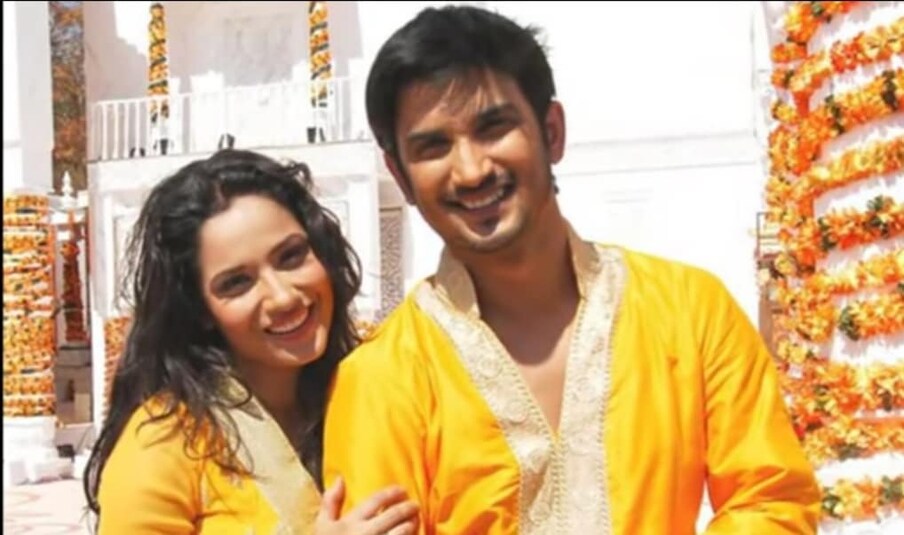  بالی ووڈ کے چمکتے ستارے سشانت سنگھ راجپوت (Sushant Singh Rajput) اور ان کی سابق گرل فرینڈانکتا لوکھنڈے (Ankita Lokhande): تصویر انسٹاگرام۔