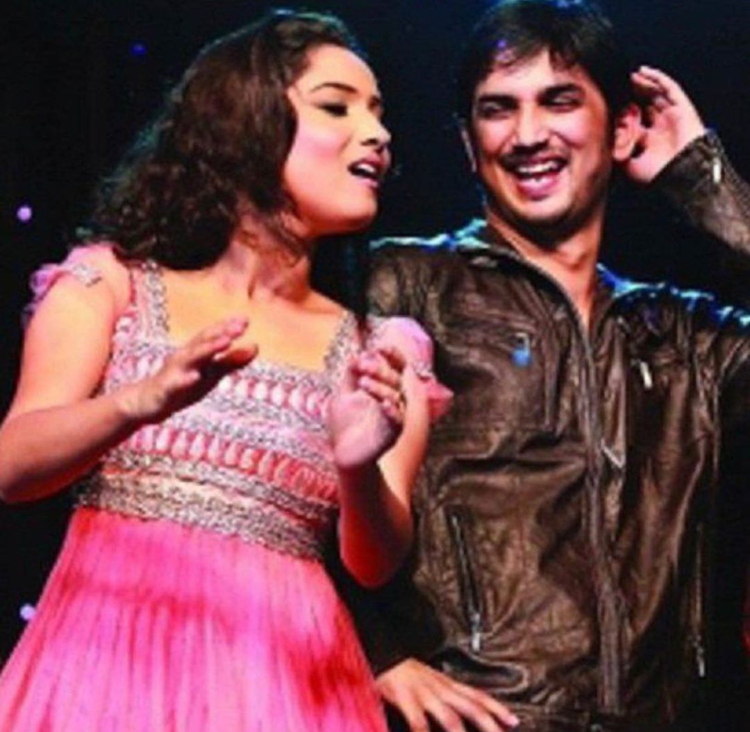 بالی ووڈ کے چمکتے ستارے سشانت سنگھ راجپوت (Sushant Singh Rajput) اور ان کی سابق گرل فرینڈانکتا لوکھنڈے (Ankita Lokhande): تصویر انسٹاگرام۔ بالی ووڈ کے چمکتے ستارے سشانت سنگھ راجپوت (Sushant Singh Rajput) اور ان کی سابق گرل فرینڈانکتا لوکھنڈے (Ankita Lokhande): تصویر انسٹاگرام۔