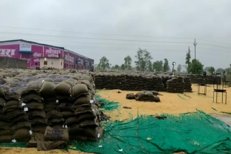 صوبہ میں کسانوں کو کھاد فروحت کرنے والی کمپنیاں کسانوں کے ساتھ کتنا بڑا دھوکہ کر رہی ہیں، اس کا انکشاف تب ہوا، جب 1200 نمونوں میں سے 900 نمونے فیل ہوگئے ہیں۔