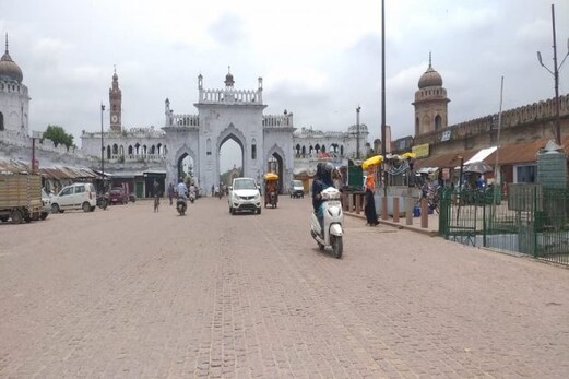 دو وقت کی روٹی کے لئے پریشان ہیں نوابینِ اودھ کے وارثین، وظائف اور وثائق نہ ملنے سے مفلسی کی گرفت مضبوط دو وقت کی روٹی کے لئے پریشان ہیں نوابینِ اودھ کے وارثین، وظائف اور وثائق نہ ملنے سے مفلسی کی گرفت مضبوط