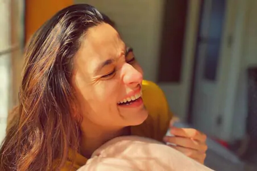  بالی ووڈ اداکارہ عالیہ بھٹ ۔ (Phooto:Instagram/@aliaabhatt)