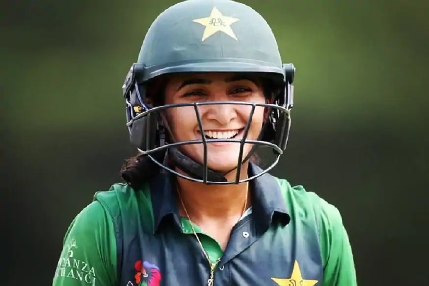 دنیا کی خوبصورت خاتون کرکٹروں میں سے پاکستان کی بسمہ معروف کا خواب اپنی کپتانی میں ٹیم کو عالمی کپ جتانا تھا، مگر ایک چوٹ نے ان کا یہ خواب توڑ دیا۔ 18 جولائی 1991 میں لاہور میں پیدا ہوئیں بمساہ ونڈے کرکٹ میں ایک ہزار رن بنانے والے پہلی پاکستانی کرکٹر ہیں۔ دنیا کی خوبصورت خاتون کرکٹروں میں سے پاکستان کی بسمہ معروف کا خواب اپنی کپتانی میں ٹیم کو عالمی کپ جتانا تھا، مگر ایک چوٹ نے ان کا یہ خواب توڑ دیا۔ 18 جولائی 1991 میں لاہور میں پیدا ہوئیں بمساہ ونڈے کرکٹ میں ایک ہزار رن بنانے والے پہلی پاکستانی کرکٹر ہیں۔