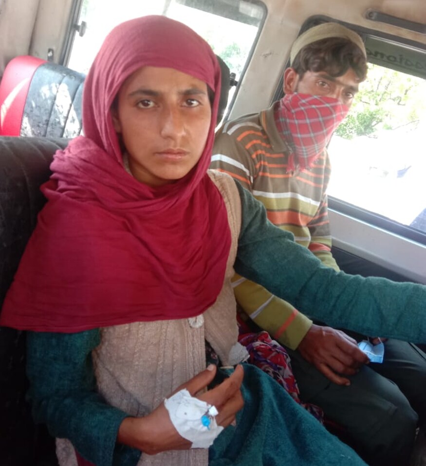 پاکستان کی جانب سے فائرنگ میں زخمی خاتون ۔