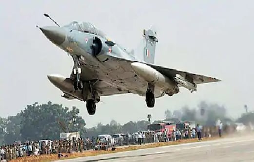ہندوستانی رافیل ، پاکستان کا F-16 یا چین کا J-20 ، جانئے تینوں میں زیادہ طاقتور کون ؟ ہندوستانی رافیل ، پاکستان کا F-16 یا چین کا J-20 ، جانئے تینوں میں زیادہ طاقتور کون ؟