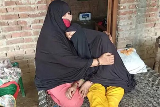 آئی ایس آئی ایس کے مشکوک دہشت گرد ابو یوسف کی اہلیہ نے کہا- شوہر نے گناہ قبول کیا، اب معاف کردو آئی ایس آئی ایس کے مشکوک دہشت گرد ابو یوسف کی اہلیہ نے کہا- شوہر نے گناہ قبول کیا، اب معاف کردو