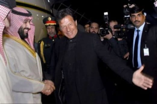 پاکستان کے وزیر اعظم عمران خان نے کہا۔ سعودی عرب سے ہمارے رشتے اب بھی اچھے ہیں پاکستان کے وزیر اعظم عمران خان نے کہا۔ سعودی عرب سے ہمارے رشتے اب بھی اچھے ہیں