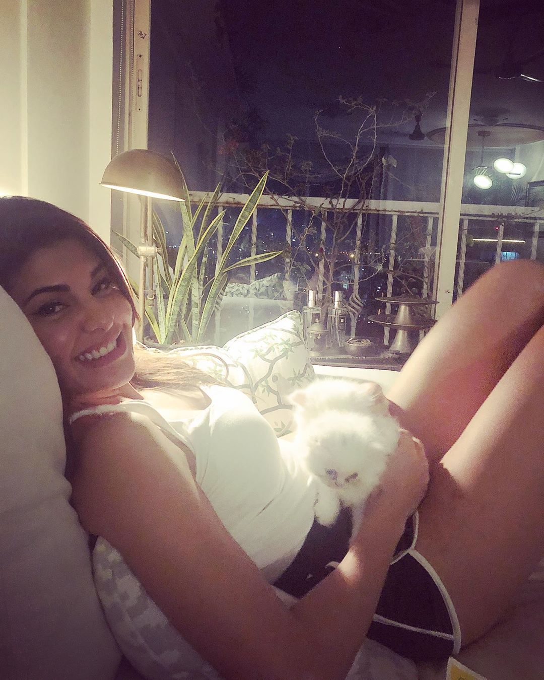  بالی ووڈ کی معروف و مشہور اداکارہ جیکلین فرنانڈیز (Jacqueline Fernandez): تصویر انسٹاگرام۔