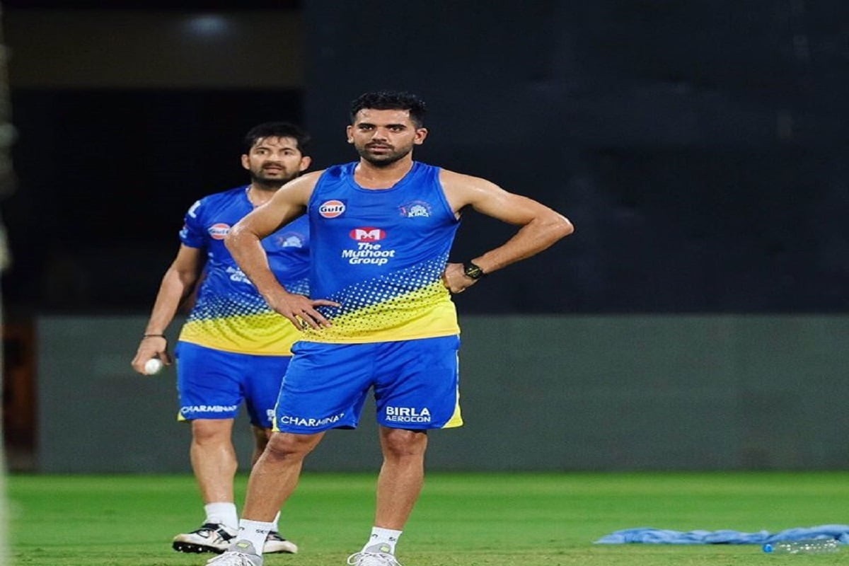 چنئی سپرکنگس کے سی ای او نے بتایا کہ بی سی سی آئی کے پروٹو کول کے تحت اب ان کی کارڈیو ٹسٹ ہوگی، جو ان کی ریکوری کے بارے میں بتائے گا۔ اس کے بعد ایک کووڈ ٹسٹ ہوگا، جس میں نگیٹیو آنے پر وہ پریکٹس شروع کرسکیں گے۔ دیپک چاہر 14 دن دوسرے ہوٹل میں کوارنٹائن تھے۔ چنئی سپرکنگس کے سی ای او نے بتایا کہ بی سی سی آئی کے پروٹو کول کے تحت اب ان کی کارڈیو ٹسٹ ہوگی، جو ان کی ریکوری کے بارے میں بتائے گا۔ اس کے بعد ایک کووڈ ٹسٹ ہوگا، جس میں نگیٹیو آنے پر وہ پریکٹس شروع کرسکیں گے۔ دیپک چاہر 14 دن دوسرے ہوٹل میں کوارنٹائن تھے۔