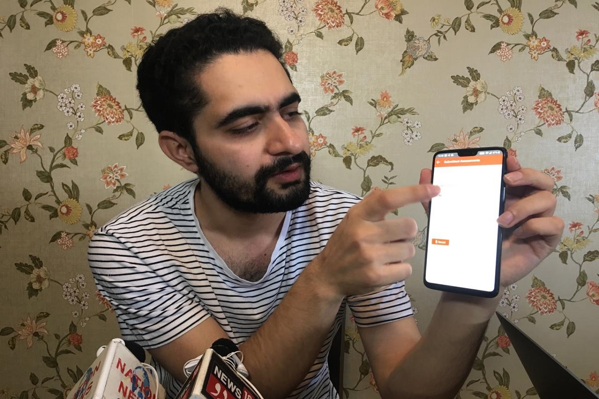 سری نگر سے تعلق رکھنے والے مبین مسعودی نے اپنے ساتھی بلال عابدی کے ساتھ ملکر مفت آن لائن ایجوکیشن ایپ جاری کیا ہے۔ یہ دونوں نوجوان آئی آئی ٹی ممبئی سے فارغ ہیں۔