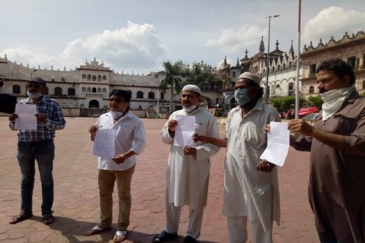 مدھیہ پردیش: اردو اساتذہ کی تقرری کے مطالبے کو لےکر محبان اردو اترے سڑکوں پر مدھیہ پردیش: اردو اساتذہ کی تقرری کے مطالبے کو لےکر محبان اردو اترے سڑکوں پر