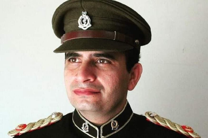 اب تو کئی ہندو افسر پاکستانی فوج میں میجر کے عہدہ تک پہنچ چکے ہیں ، لیکن پہلی مرتبہ میجر عہدہ تک پہنچنے والے ہندو ڈاکٹر کیلاش گروڈے تھے ، جو فوج کی میڈیکل کور میں تھے ۔ حالانکہ پاکستان کی فوج میں اب تک کوئی ہندو یا سکھ میجر کے عہدہ سے اوپر تک نیں جا پایا ہے ۔ اب تو کئی ہندو افسر پاکستانی فوج میں میجر کے عہدہ تک پہنچ چکے ہیں ، لیکن پہلی مرتبہ میجر عہدہ تک پہنچنے والے ہندو ڈاکٹر کیلاش گروڈے تھے ، جو فوج کی میڈیکل کور میں تھے ۔ حالانکہ پاکستان کی فوج میں اب تک کوئی ہندو یا سکھ میجر کے عہدہ سے اوپر تک نیں جا پایا ہے ۔