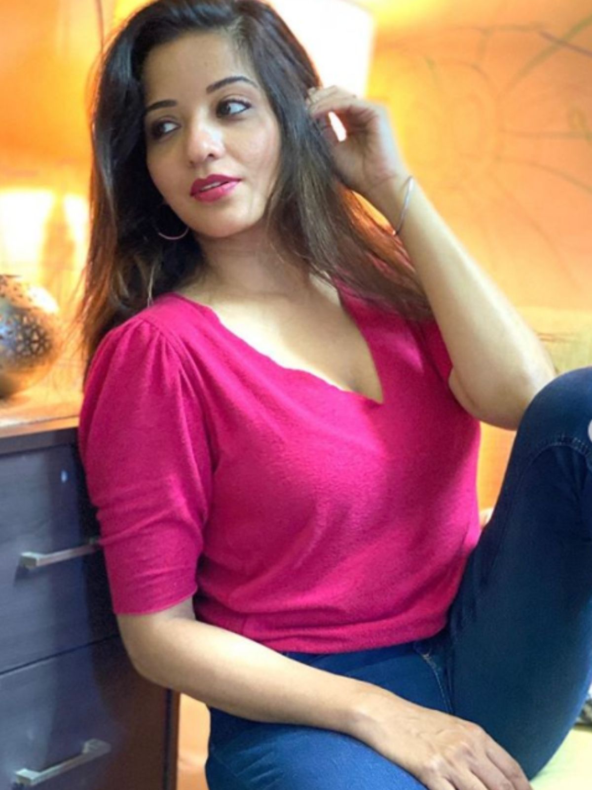 تصویروں میں مونالیسا کا انداز دیکھنے والا ہے ہر کوئی ان کے اس قاتلانہ انداز پر فدا ہیں۔ (Photo credit:instagram/@aslimonalisa) تصویروں میں مونالیسا کا انداز دیکھنے والا ہے ہر کوئی ان کے اس قاتلانہ انداز پر فدا ہیں۔ (Photo credit:instagram/@aslimonalisa)