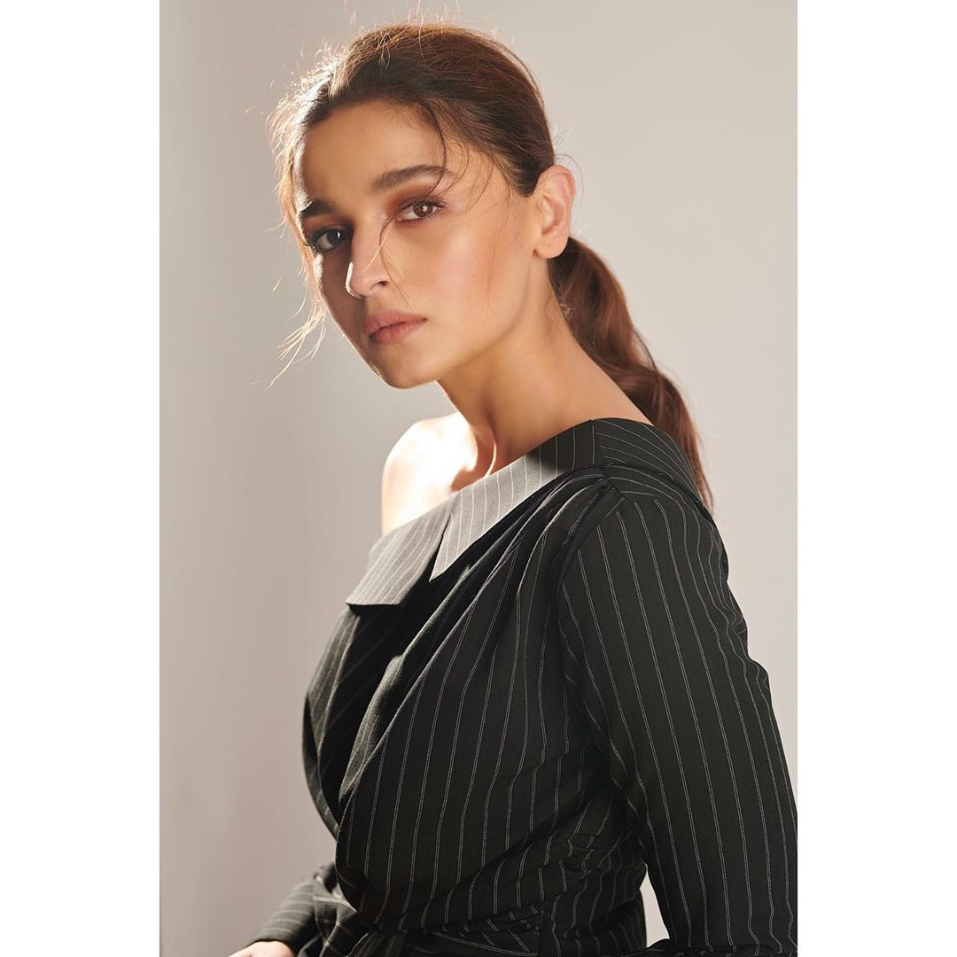  بالی ووڈ اداکارہ عالیہ بھٹ ۔ (Phooto:Instagram/@aliaabhatt)