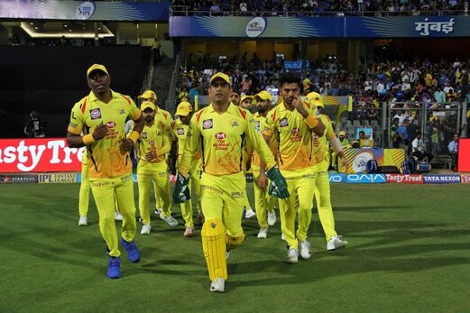IPL 2020: دلچسپ میچ میں چنئی سپرکنگس نے کولکاتا نائٹ رائیڈرس کو روندا، پلے آف میں پہنچ گئی ممبئی انڈینس