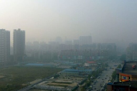 Delhi Air Pollution: دہلی کے کئی علاقوں میں 'بہت خراب' زمرے میں پہنچی آلودگی کی سطح، سانس لینا بھی مشکل Delhi Air Pollution: دہلی کے کئی علاقوں میں 'بہت خراب' زمرے میں پہنچی آلودگی کی سطح، سانس لینا بھی مشکل