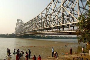 سرسید ڈے کے موقع پر بنگال کے ہوڑہ ضلع کو ملا معیاری اردو میڈیم اسکول کا تحفہ