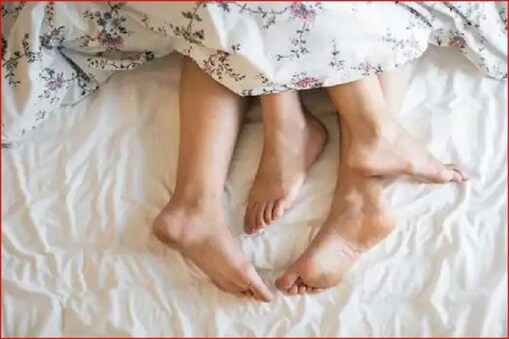 بیوی ہمیشہ اندھیرے میں سیکس کی خواہش کا اظہار کرتی ہے