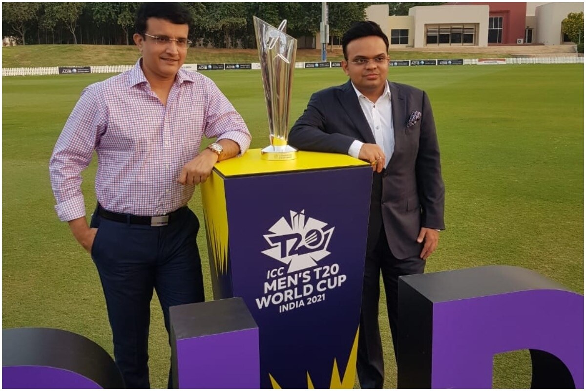 بی سی سی آئی کے سکریٹری جے شاہ نے کہا کہ بورڈ آئندہ سال آئی سی سی ٹی 20 ورلڈ کپ کی محفوظ اور صحت مند میزبانی کے لئے پرعزم ہے اور وہ اس کے لئے کوئی کسر نہیں چھوڑے گا۔ ہندستان سے پہلے آئی سی سی ٹی 20 ورلڈ کپ کا انعقاد اس سال اکتوبر۔نومبر میں آسٹریلیا میں ہونا تھا لیکن کووڈ 19 کی وبا کی وجہ سے اسے 2022 تک ملتوی کردیا گیا تھا۔ (BCCI/Twitter) بی سی سی آئی کے سکریٹری جے شاہ نے کہا کہ بورڈ آئندہ سال آئی سی سی ٹی 20 ورلڈ کپ کی محفوظ اور صحت مند میزبانی کے لئے پرعزم ہے اور وہ اس کے لئے کوئی کسر نہیں چھوڑے گا۔ ہندستان سے پہلے آئی سی سی ٹی 20 ورلڈ کپ کا انعقاد اس سال اکتوبر۔نومبر میں آسٹریلیا میں ہونا تھا لیکن کووڈ 19 کی وبا کی وجہ سے اسے 2022 تک ملتوی کردیا گیا تھا۔ (BCCI/Twitter)