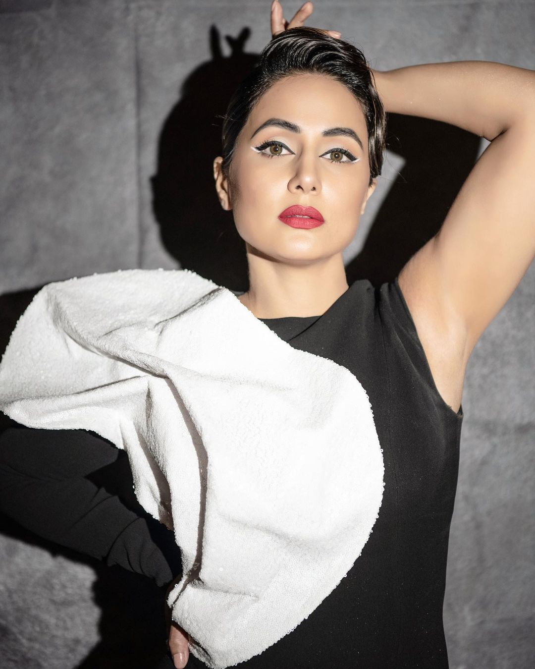  اداکارہ حنا خان ۔ (Photo:@realhinakhan/Instagram)